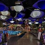 ホテル Mavi & Restaurant 3*