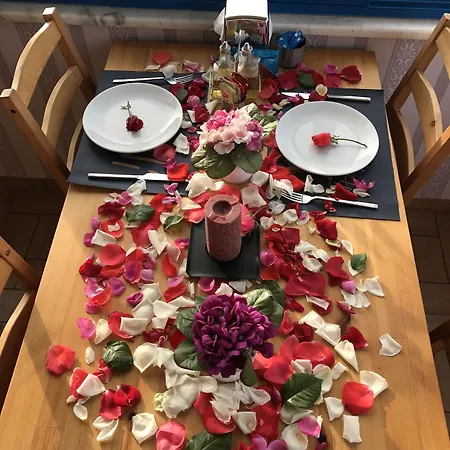 Mavi & Restaurant 2*