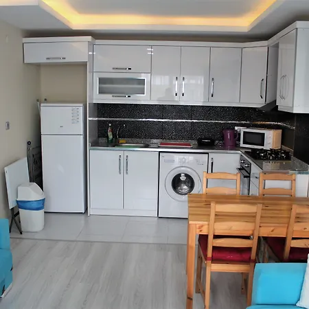 Отель Mavi & Restaurant 3*