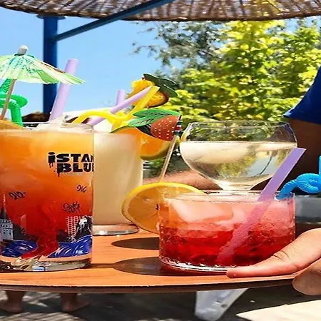 Mavi & Restaurant 호텔 디딤