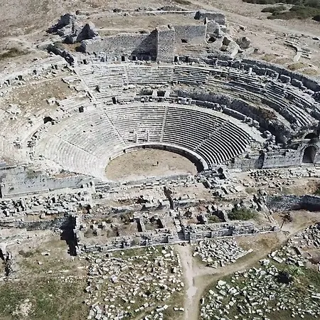 Mavi & Restaurant 2*