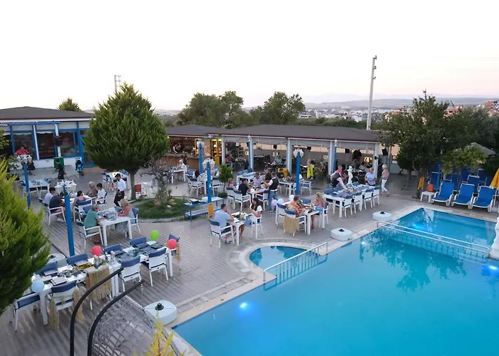Mavi & Restaurant Hotel