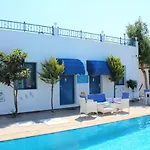 Mavi & Restaurant ديديم