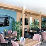فندق Mavi & Restaurant