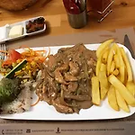 Mavi & Restaurant 3*