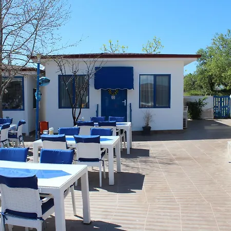 Mavi & Restaurant 2*