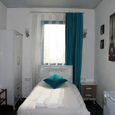 Отель Mavi & Restaurant