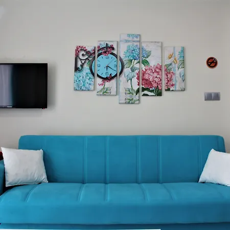 Отель Mavi & Restaurant 2*