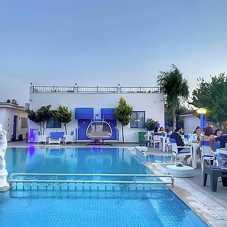 Hotel Mavi & Restaurant