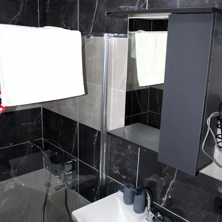 Mavi & Restaurant Hotel 3*