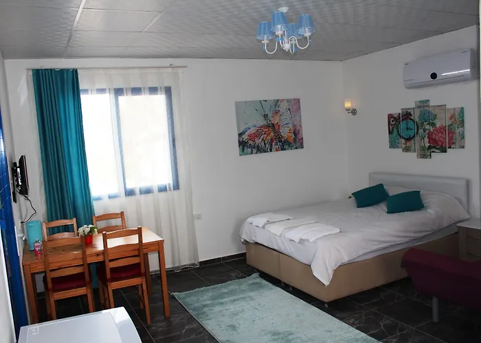 Mavi & Restaurant 2* Ντιντίμ